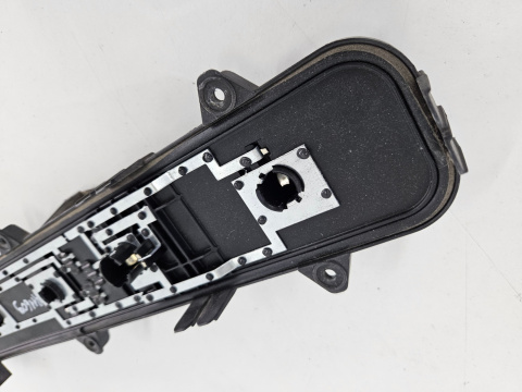 Wkład lampy Iveco Daily 4 IV 2014r.- prawa lewa tylna oprawa żarówek 465007516