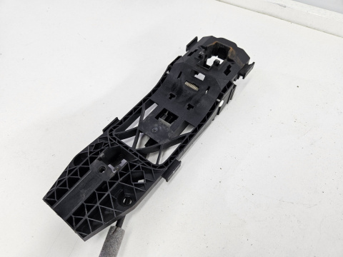 Zamek drzwi VW Tiguan I 5n0 07-16r. lewy tylny 6pin 5n0839015d