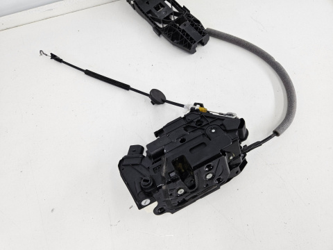 Zamek drzwi VW Tiguan I 5n0 07-16r. lewy tylny 6pin 5n0839015d