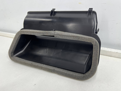 Plastik VW ID.3 id3 kanał powietrza wnętrza nadmuchu nagrzewnicy kierownica powietrza 10b819063