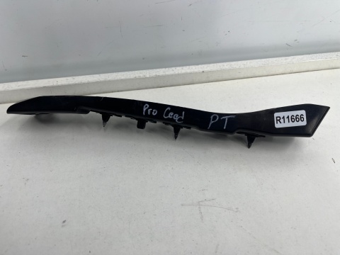 Ślizg Kia pro ceed I proceed 07-12r. HB 3d prawe tylne mocowanie zderzaka wspornik 86614-1h200