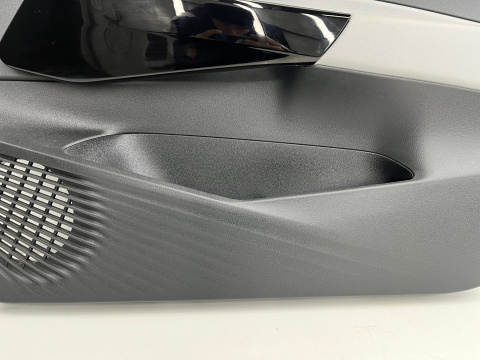 Tapicerka VW ID.3 id3 boczek drzwi prawy przedni pasażera 10b867010g