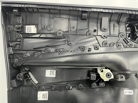 Tapicerka VW ID.3 id3 boczek drzwi prawy przedni pasażera 10b867010g