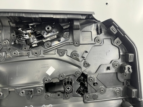 Tapicerka VW ID.3 id3 boczek drzwi prawy przedni pasażera 10b867010g