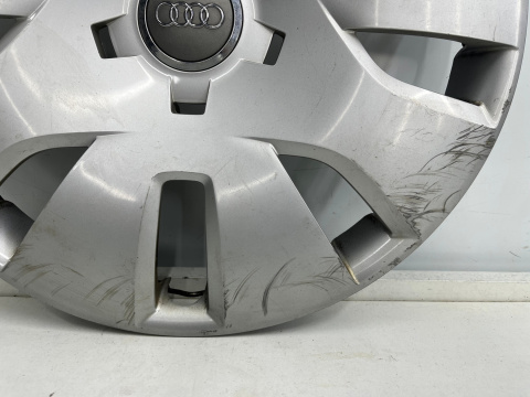 Kołpak Audi A4 B8 A5 8T oryginalny r16 cali 8k0601147
