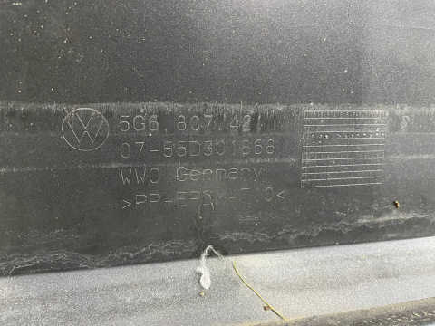 Zderzak tylny VW Golf VII 7 12-16r. przedlift tył 5G6807421