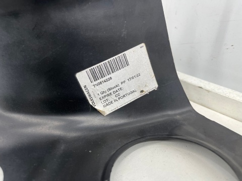 Ćwiartka VW Sharan II Alhambra II 7n0 10-22r. pas tylny wzmocnienie prawy okular lampy wewnętrzny fartuch 7n0814228