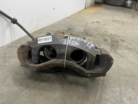 Zacisk hamulcowy Mercedes Vito Viano w639 2.2cdi lewy przedni jarzmo BREMBO 928908