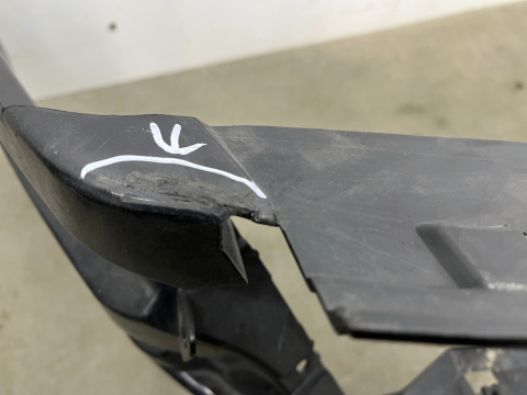 Zderzak przedni Lamborghini Gallardo PRZEDLIFT Mocowanie ślizg 2003-2008