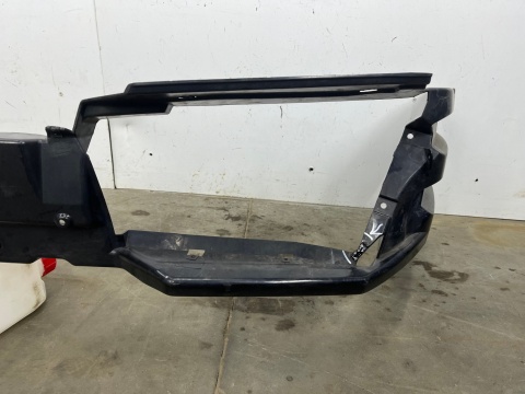 Zderzak przedni Lamborghini Gallardo PRZEDLIFT Mocowanie ślizg 2003-2008