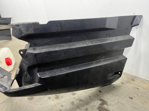 Zderzak przedni Lamborghini Gallardo PRZEDLIFT Mocowanie ślizg 2003-2008