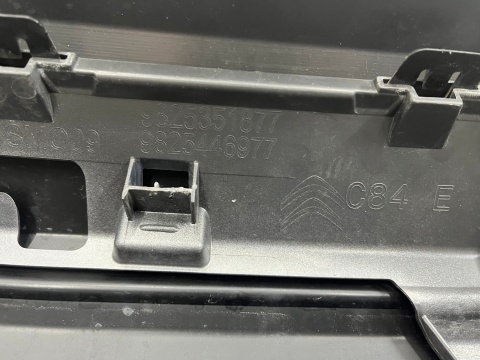 Zderzak tylny Citroen C5 Aircross 17r.- tył 6XPDC dokładka dolna dyfuzor 9825351877