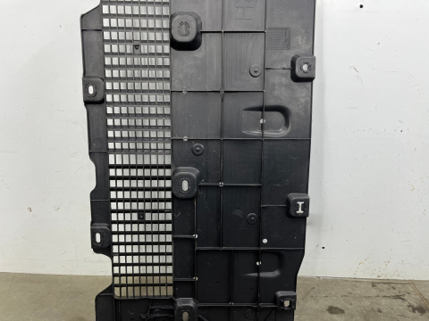 Osłona podwozia Renault Megane 4 IV 2016r.- dolna prawa płyta 748142239r