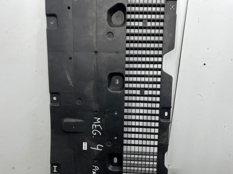 Osłona podwozia Renault Megane 4 IV 2016r.- dolna prawa płyta 748142239r