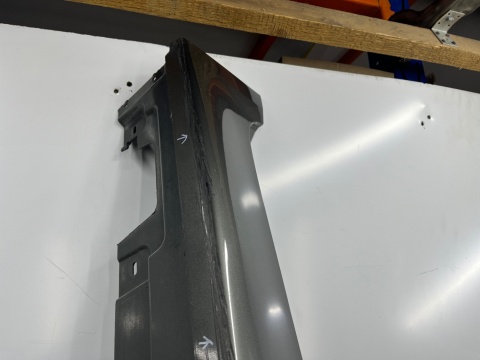 Nakładka progu BMW 5 F10 F11 sedan kombi 10-17r. prawa listwa próg zewnętrzny kallistograu 7184774