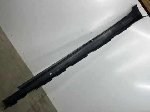 Nakładka progu BMW 5 F10 F11 sedan kombi 10-17r. prawa listwa próg zewnętrzny kallistograu 7184774