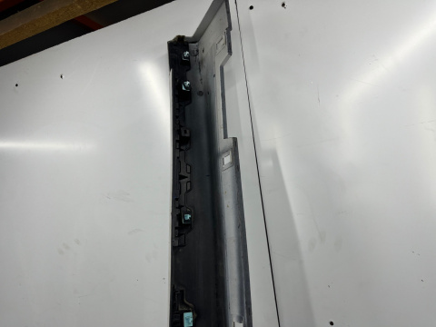 Nakładka progu Hyundai i40 prawa listwa próg zewnętrzny 87751-3z000