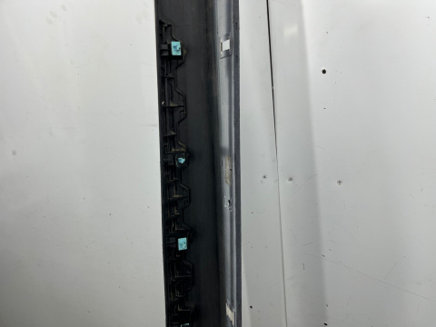 Nakładka progu Hyundai i40 prawa listwa próg zewnętrzny 87751-3z000