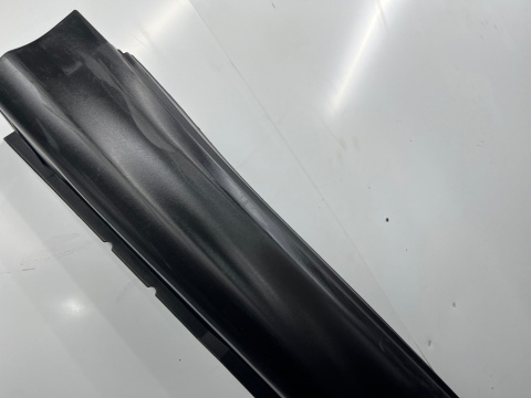 Nakładka progu Mitsubishi ASX I 10-22r. prawa listwa próg zewnętrzny 6512a388zz