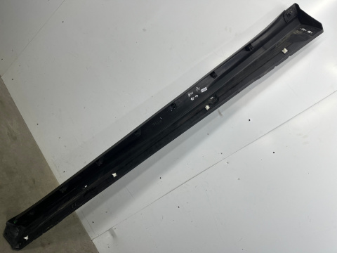 Nakładka progu Mitsubishi ASX I 10-22r. prawa listwa próg zewnętrzny 6512a388zz