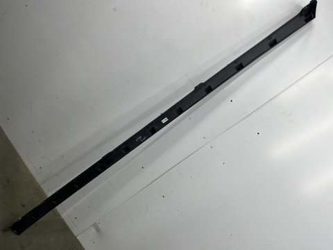 Nakładka progu Volvo V40 S40 sedan kombi 95-04r. lewa listwa próg zewnętrzny 30618432