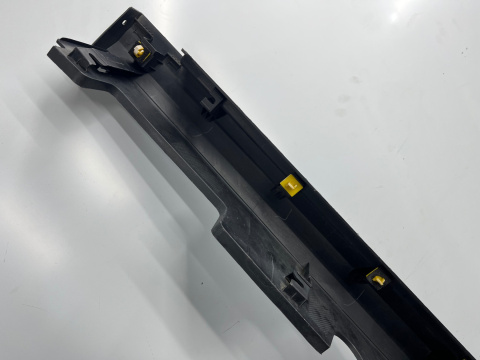 Nakładka progu Hyundai Kona Elektric 18r.- prawa listwa prawy próg zewnętrzny 87754-K4000