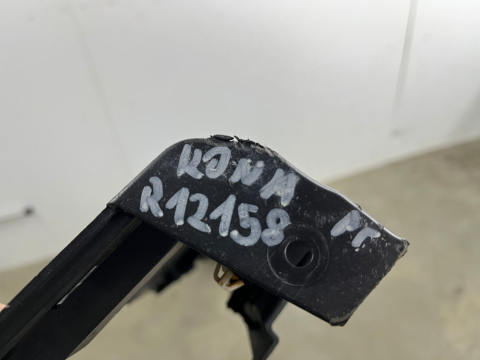 Nakładka progu Hyundai Kona Elektric 18r.- prawa listwa prawy próg zewnętrzny 87754-K4000