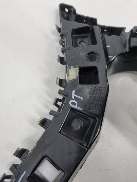 Ślizg Ford Mondeo V MK5 14-19r. przedlift sedan kombi prawe tylne mocowanie zderzaka wspornik ds73-17a881-b ds7317a881b