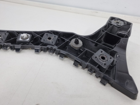 Ślizg Ford Mondeo V MK5 14-19r. przedlift sedan kombi prawe tylne mocowanie zderzaka wspornik ds73-17a881-b ds7317a881b