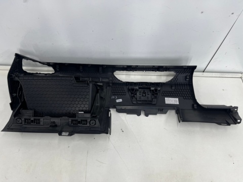 Deska rozdzielcza VW ID.3 id3 dół deski osłona dolna ze schowkiem pasażera 10b858416