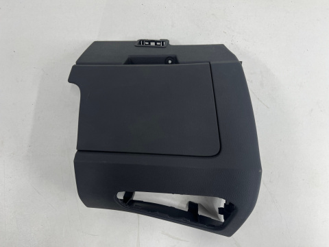 Deska rozdzielcza VW ID.3 id3 plastik osłona dolna pod kierownicą zaślepka bezpieczników 10b858415