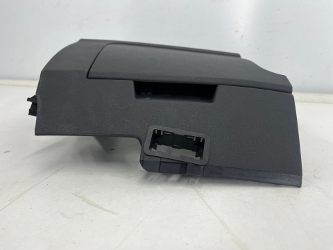 Deska rozdzielcza VW ID.3 id3 plastik osłona dolna pod kierownicą zaślepka bezpieczników 10b858415