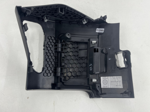 Deska rozdzielcza VW ID.3 id3 plastik osłona dolna pod kierownicą zaślepka bezpieczników 10b858415