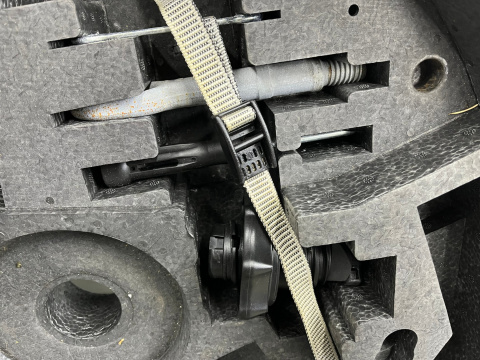 Wkład koła zapasowego VW Golf V 5 Audi a3 8p kompresor winda klucz ucho styropian bagażnika zestaw narzędzi naprawczy koła