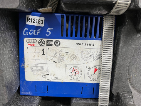 Wkład koła zapasowego VW Golf V 5 Audi a3 8p kompresor winda klucz ucho styropian bagażnika zestaw narzędzi naprawczy koła