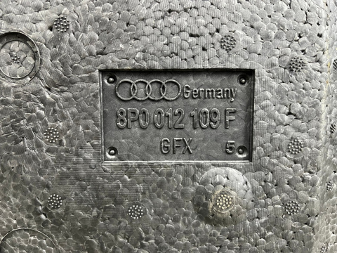 Wkład koła zapasowego VW Golf V 5 Audi a3 8p kompresor winda klucz ucho styropian bagażnika zestaw narzędzi naprawczy koła