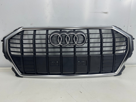 Atrapa Audi Q3 2 II 18r.- kratka przednia maskownica grill 83A853651
