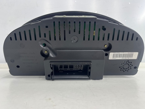 Licznik VW Golf V 5 1.4 FSI 16v zegary obrotomierz prędkościomierz wskaźnik wyświetlacz 1k0920851f