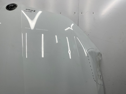 Maska Skoda Octavia 3 III 16-20r. Lift pokrywa silnika