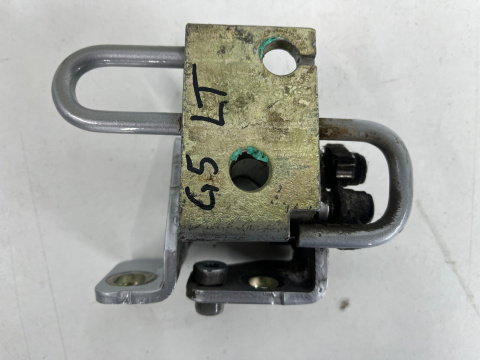 Zawias drzwi VW Golf V 5 HB 5drzwi lewy tylny ogranicznik drzwi 1k4833411h