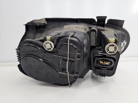Lampa VW Golf IV 4 97-06r. lewa przednia lewy przód oryginalna halogen przeciwmgielny 1J1941015K