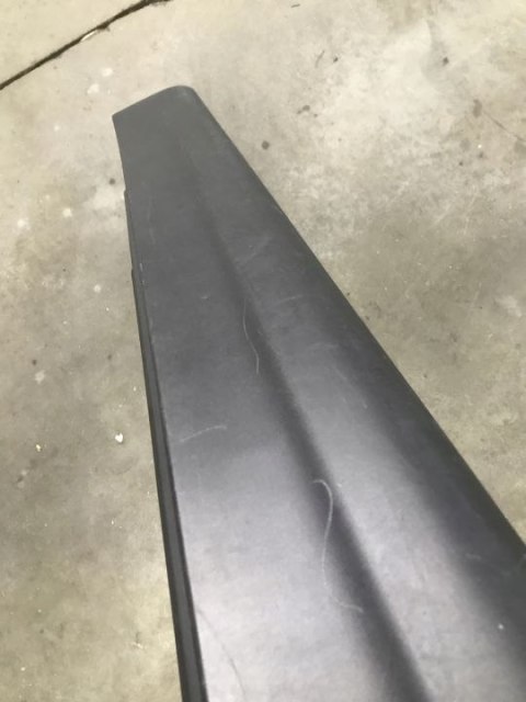 Nakładka progu Mini Cooper F55 2014r.- 3Drzwi prawa listwa próg zewnętrzny 51777315524