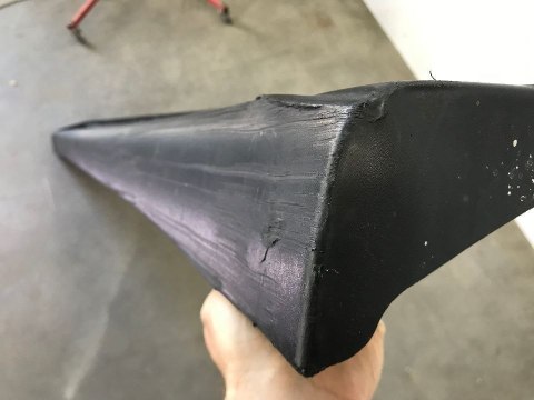 Nakładka progu Mitsubishi Outlander 3 III 12-22r. prawa listwa próg zewnętrzny 6512A422