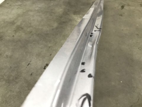 Nakładka progu Renault Zoe 12r.- lewa listwa próg zewnętrzny 764197005R