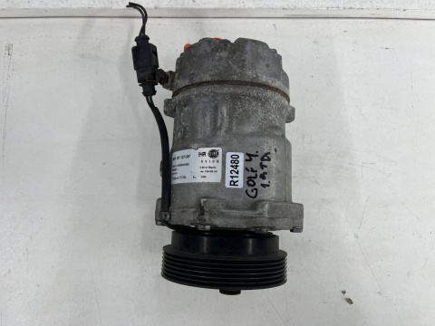 Kompresor klimatyzacji VW Golf Polo Transporter T5 AUDI A3 TT Octavia IBIZA LEON sprężarka 8fk351127-381 760305h01083