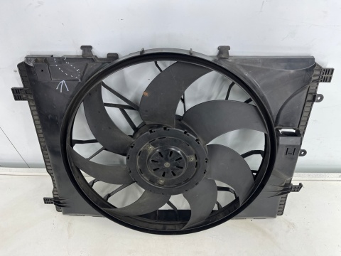 Wentylator chłodnicy Mercedes w204 c204 s204 CLS c218 x218 w212 a207 c207 s212 c-klasa e-klasa wiatrak obudowa