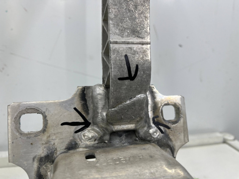 Belka zderzaka Peugeot 2008 13-19r przednie wzmocnienie 9678452480