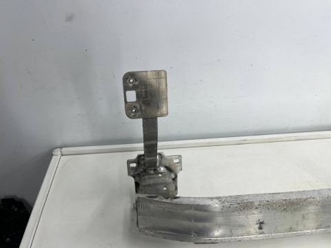 Belka zderzaka Peugeot 2008 13-19r przednie wzmocnienie 9678452480