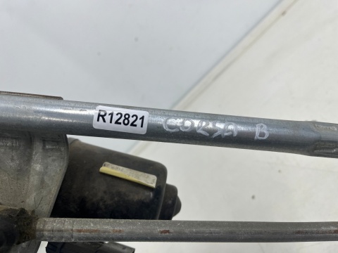 Mechanizm wycieraczek Opel Corsa B 93-00r. przedni silniczek 22107719