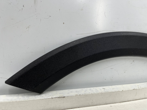 Listwa Seat Ateca 16r.- nakładka prawego tylnego błotnika i drzwi komplet 575854990 575854970